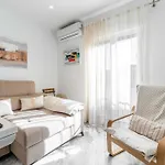 Apartment Precioso Junto A La Mezquita. *