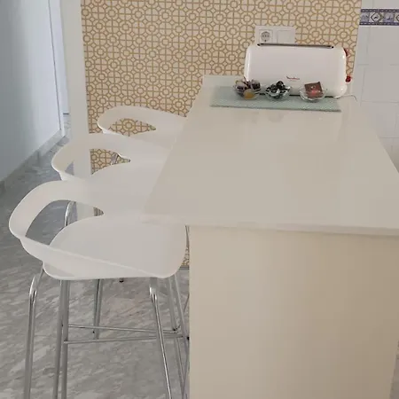 Precioso Junto A La Mezquita. *