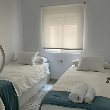 Precioso Junto A La Mezquita.