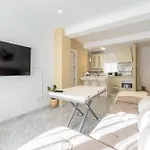 Appartement Precioso Junto A La Mezquita. *